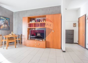 Sala da pranzo - Two-room apartment VIA GARIBALDI
 
52, Bollate - photo 6