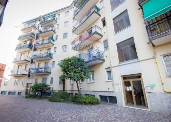 Edificio all\'aperto - Two-room apartment VIA GARIBALDI
 
52, Bollate - photo 25