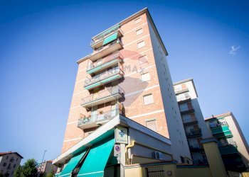 Edificio all\'aperto - Two-room apartment VIA GARIBALDI
 
52, Bollate - photo 28