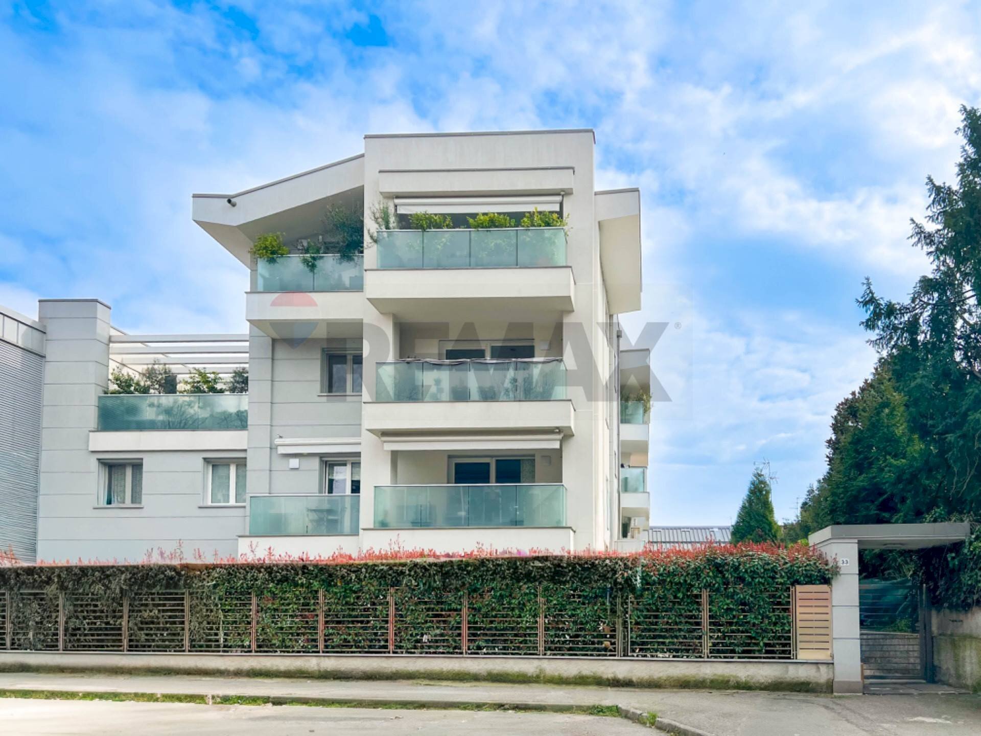 Edificio all\'aperto - Trilocale via Quintino di Vona
33, Cassano d'Adda - foto 2