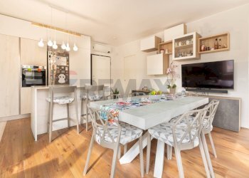 Sala da pranzo - Trilocale via Quintino di Vona
 
33, Cassano d'Adda - foto 10