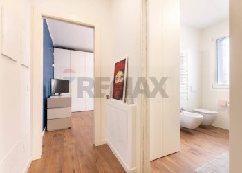 Hall / corridoio - Trilocale via Quintino di Vona
 
33, Cassano d'Adda - foto 23