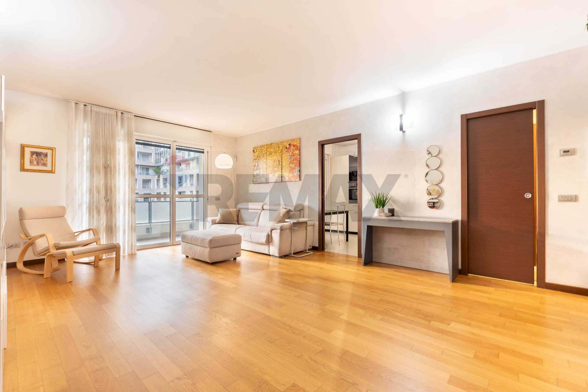 Soggiorno - Three-room apartment via ugo tognazzi
 
15, Milano - photo 1