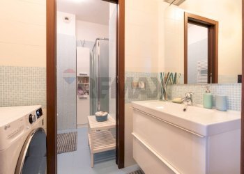 Bagno - Three-room apartment via ugo tognazzi
 
15, Milano - photo 20