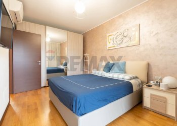 Camera / camera da letto - Three-room apartment via ugo tognazzi
 
15, Milano - photo 25