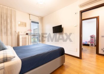 Camera / camera da letto - Three-room apartment via ugo tognazzi
 
15, Milano - photo 27