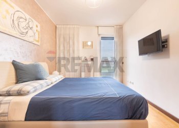 Camera / camera da letto - Three-room apartment via ugo tognazzi
 
15, Milano - photo 28