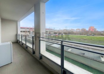 Balcone - Three-room apartment via ugo tognazzi
 
15, Milano - photo 29