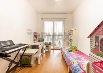 Camera / camera da letto - Three-room apartment via ugo tognazzi
 
15, Milano - photo 39