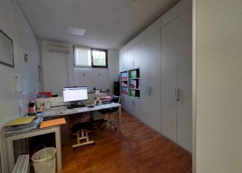 Ufficio - Office via Varesina, 183, Milano (neighborhood Villapizzone) - photo 1