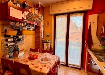 Cucina - Trilocale via Sorrisole, 70, Varese - foto 8