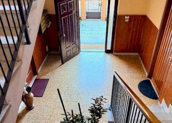 Interno palazzo - Trilocale via Sorrisole, 70, Varese - foto 3