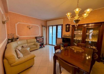 Salone - Trilocale via Sorrisole, 70, Varese - foto 6