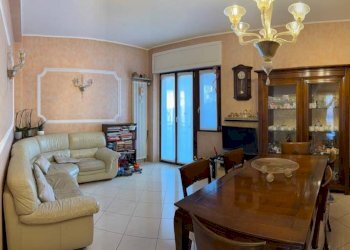 Salone - Trilocale via Sorrisole, 70, Varese - foto 8