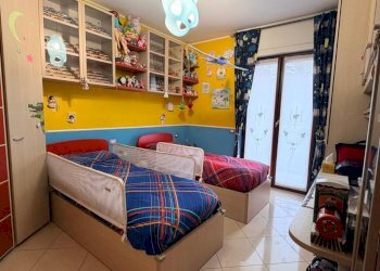 Camera da letto - Trilocale via Sorrisole, 70, Varese - foto 10