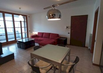 Salone - Trilocale piazza Don Giuliano Ravedoni, 1, Pella - foto 4