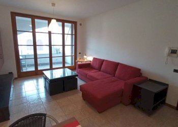 Salone - Trilocale piazza Don Giuliano Ravedoni, 1, Pella - foto 6