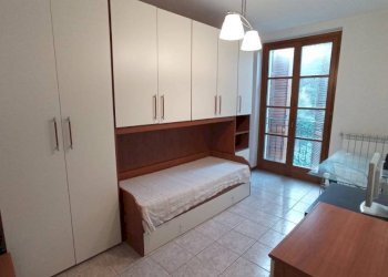 Camera da letto - Trilocale piazza Don Giuliano Ravedoni, 1, Pella - foto 24