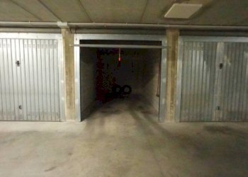 Box auto - Trilocale piazza Don Giuliano Ravedoni, 1, Pella - foto 33