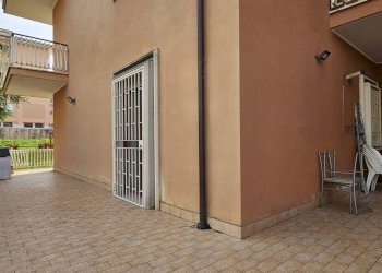 Foto 14 - Three-room apartment Via Caduti di Via Fani
 
14, L'Aquila - photo 14