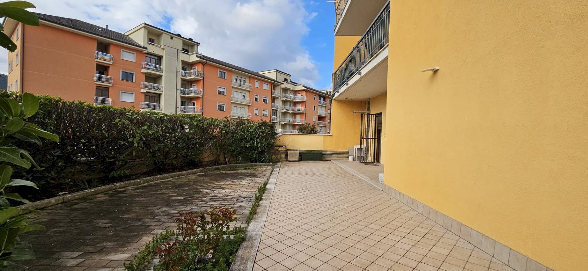 Foto 2 - Quadrilocale Via Giovanni di Vincenzo
 
1, L'Aquila - foto 2