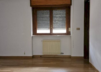 Foto 10 - Quadrilocale Via Giovanni di Vincenzo
 
1, L'Aquila - foto 10