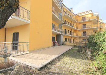 Foto 14 - Quadrilocale Via Giovanni di Vincenzo
 
1, L'Aquila - foto 14