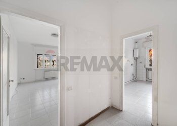 Stanza vuota - Two-room apartment Via Luca Della Robbia
 
26, Monza - photo 6