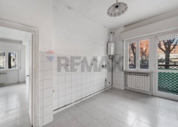 Stanza vuota - Two-room apartment Via Luca Della Robbia
 
26, Monza - photo 11