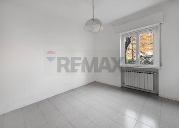 Stanza vuota - Two-room apartment Via Luca Della Robbia
 
26, Monza - photo 15