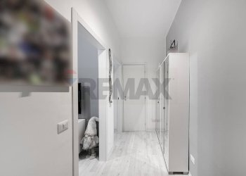 Hall / corridoio - Two-room apartment Via Pasquale Sottocorno
 
18, Sesto San Giovanni - photo 22