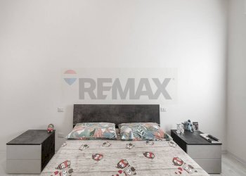 Camera / camera da letto - Two-room apartment Via Pasquale Sottocorno
 
18, Sesto San Giovanni - photo 24