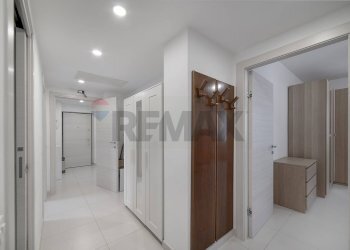 Hall / corridoio - Four-room apartment Via Savona
 
12, Sesto San Giovanni - photo 10