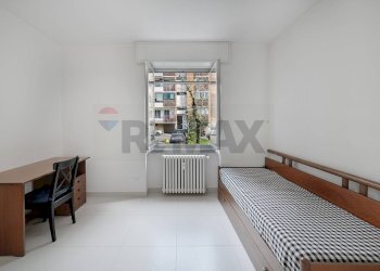 Camera / camera da letto - Four-room apartment Via Savona
 
12, Sesto San Giovanni - photo 11