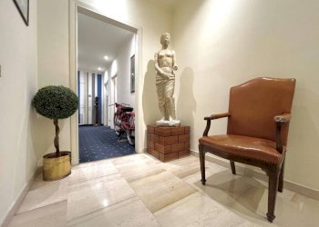 Ingresso - Ufficio viale Vittorio Veneto, Milano - foto 2