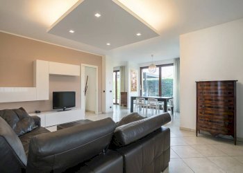 Salone - Villa via Andrea Fantoni, 6, Cenate Sotto - foto 8