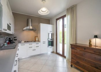 Cucina - Villa via Andrea Fantoni, 6, Cenate Sotto - foto 13