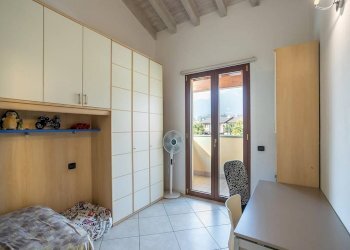 Camera da letto - Villa via Andrea Fantoni, 6, Cenate Sotto - foto 38