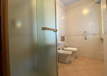 Bagno - Three-room apartment via Ombrone, Olgiate Olona - photo 24