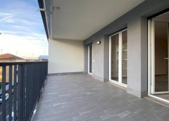 Terrazzo - Three-room apartment via Ombrone, Olgiate Olona - photo 27