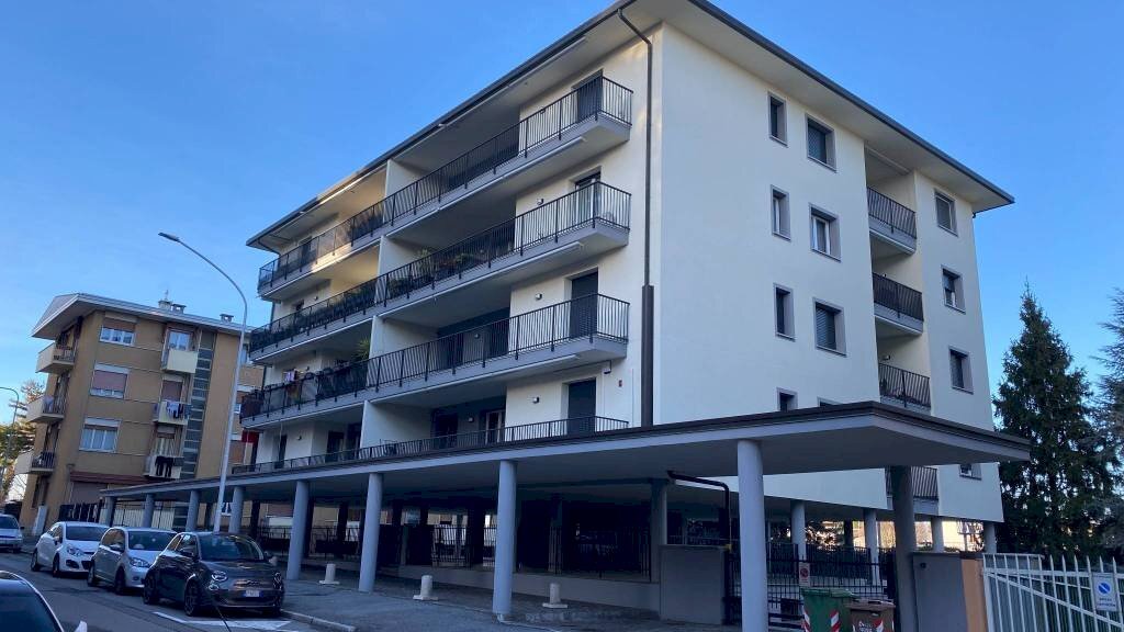 Facciata - Three-room apartment via Pier Fortunato Calvi, Magnago - photo 1