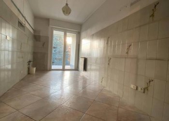 Cucina - Three-room apartment via Luigi Morelli, Castellanza - photo 2