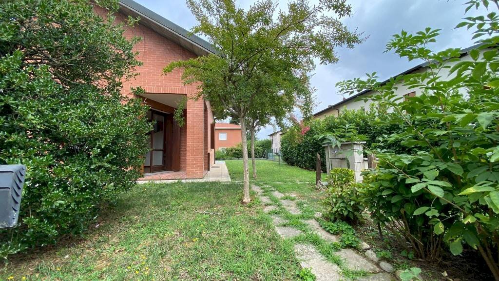 Giardino - Villa via per Besnate, Gallarate - photo 1