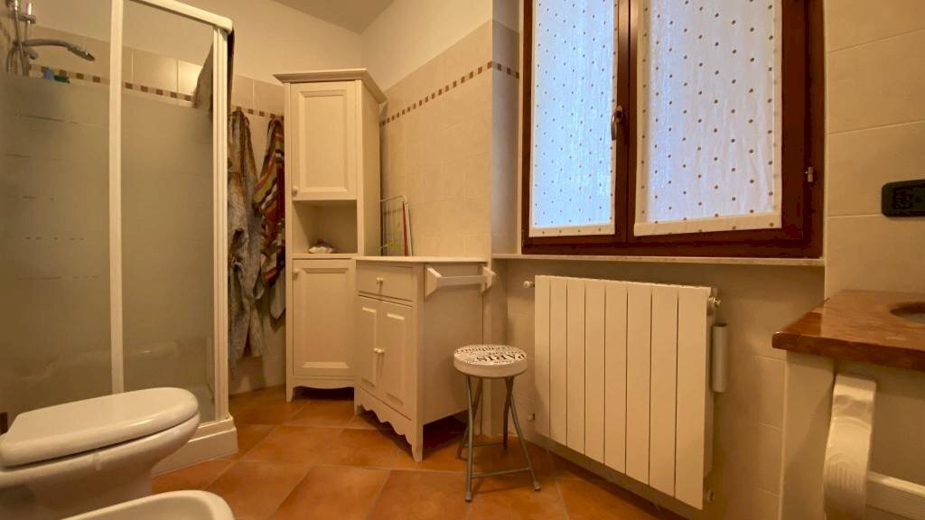 Bagno - Two-room apartment via Fondo, Aviatico - photo 3