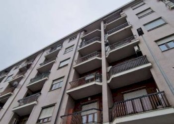 Facciata - Bilocale via Caluso, 28, Rivoli - foto 2