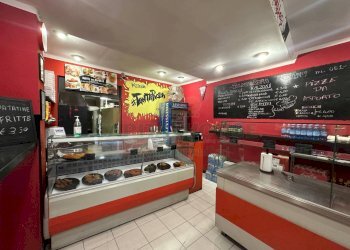 Foto 1 - Attività Commerciale Via Del Pratello, Bologna - foto 1