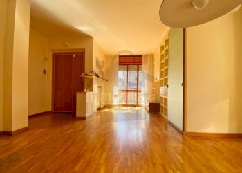 Soggiorno - Appartamento via Ugo Foscolo, 23, Verucchio - foto 7