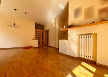 Soggiorno - Appartamento via Ugo Foscolo, 23, Verucchio - foto 9