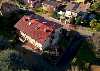 Edificio all\'aperto - Four-room apartment VIA CAVOUR
 
8, Carnate - photo 3