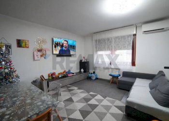 Sala da pranzo - Four-room apartment VIA CAVOUR
 
8, Carnate - photo 4